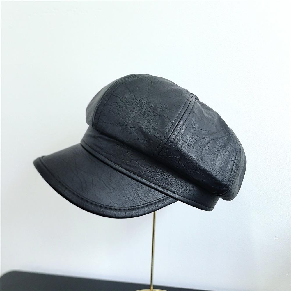Pu Leather Beret Hat With Metal Logo Korean Retro British Painter Style Unisex Octagonal Cap Newsboy Cap For Autumn Winter
