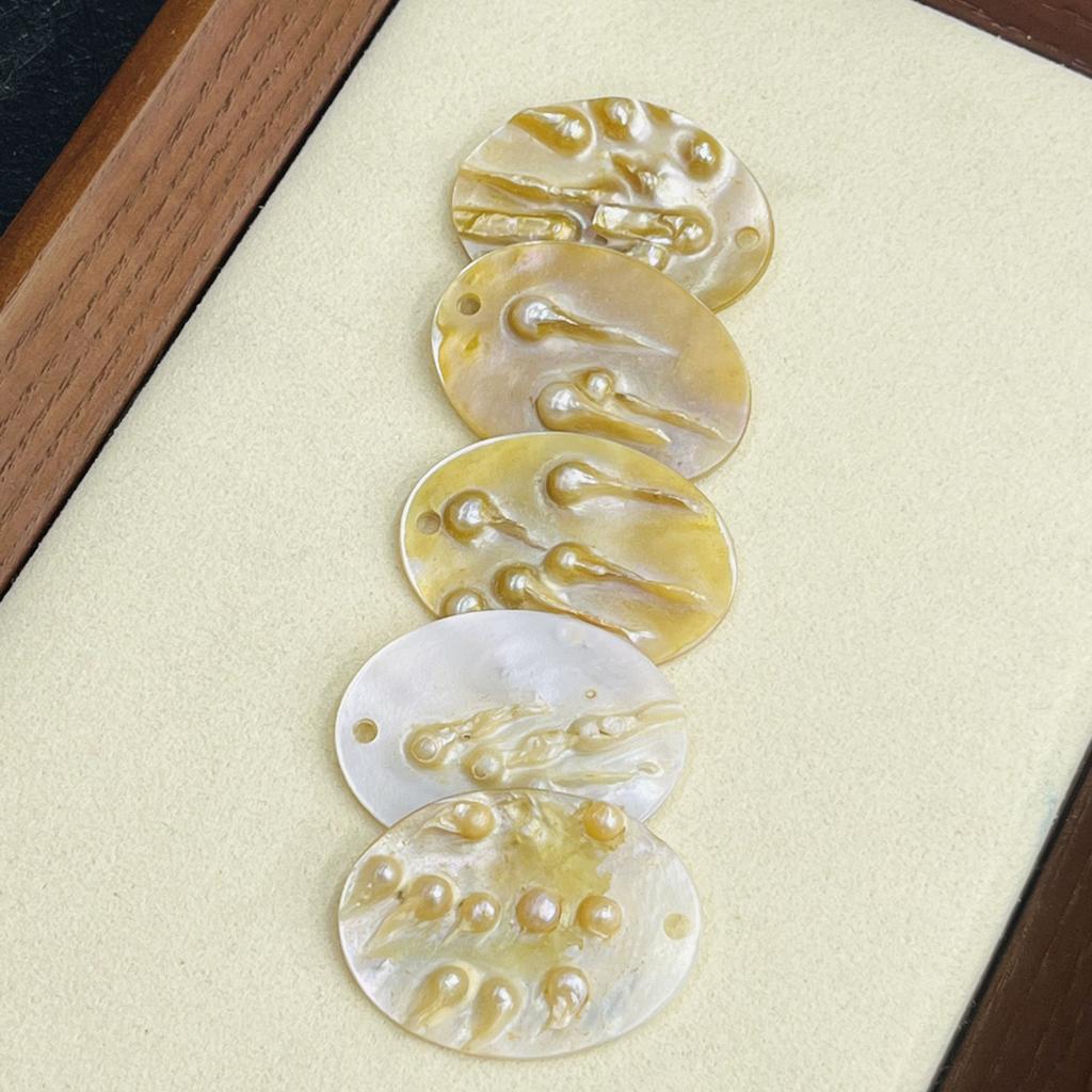 3Pcs, Natural Shell Mother of Pearl Beads with Holes, Boho Handcrafted Oval Loose Beads, 28×38mm, for DIY Necklace, Jewellery Making, Festive Crafts