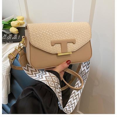 Bag Women's Summer New Messenger Bag Niche Design Shoulder Portable Small Square Bag Casual Work Small Bag