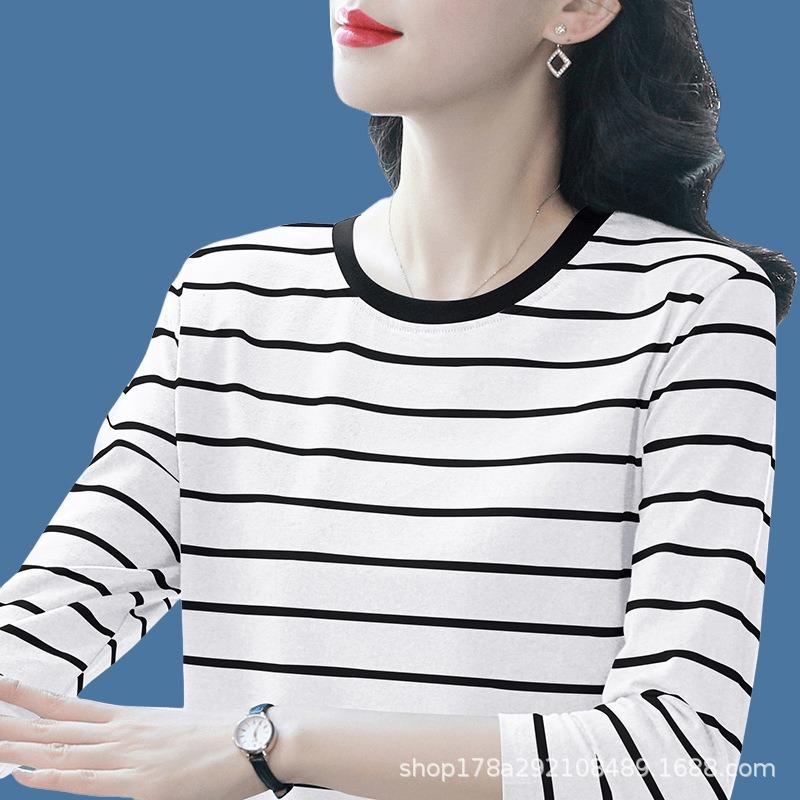 T-shirt de base en pur coton, Vêtements de printemps pour femmes d'âge moyen à manches longues, Nouveaux vêtements d'automne, Hauts amples grande taille