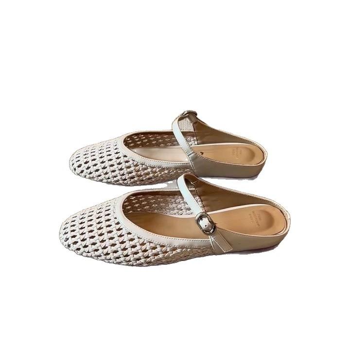 Summer new hollow breathable flat bottom soft bottom slippers women's outer wear bag head half slippers