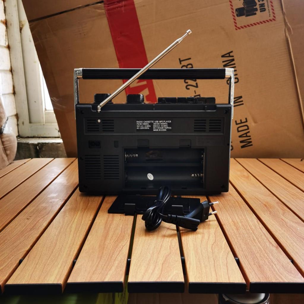 PX-336U Retro Cassette Player & Recorder with Radio