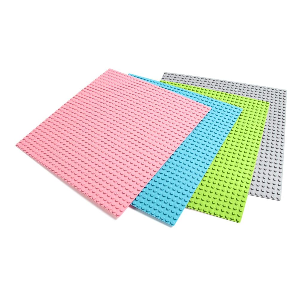 Classic Compatible Baseplate Block Set of 4 Light Light Light Plate, 32x32mm, (Pink, Blue, Green, Gray)