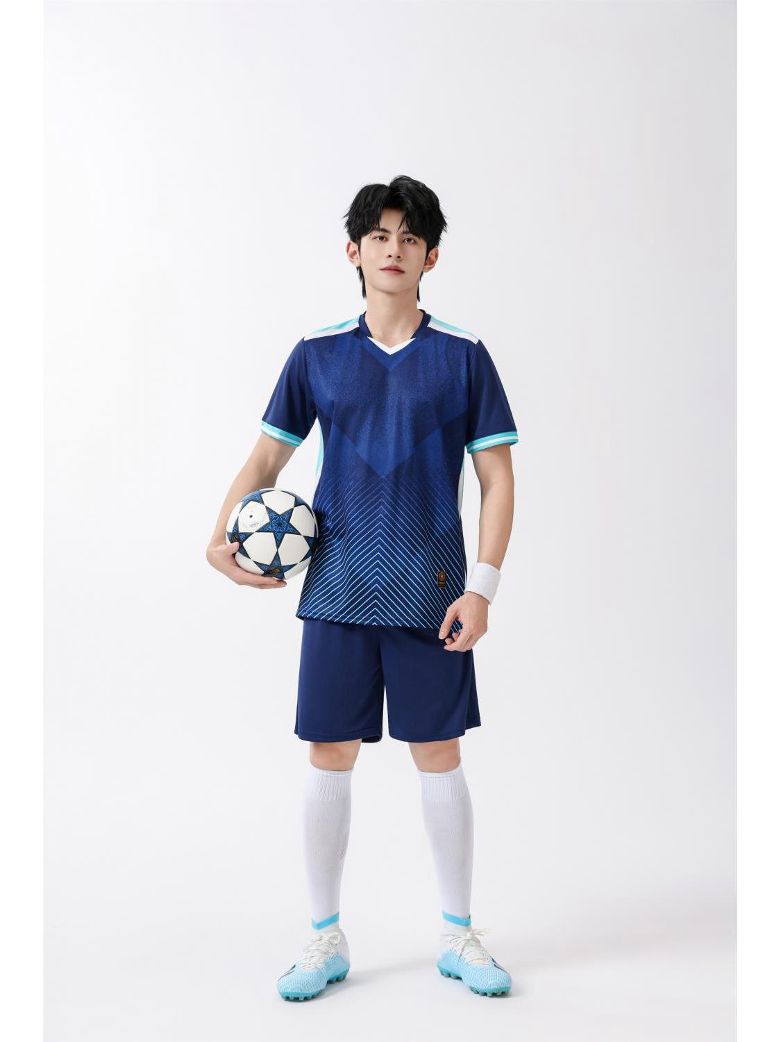 

New Unisex Football Training Kit: Team Uniform for Men, Women, and Children - Ideal for Sports like Badminton, Volleyball, and Table Tennis. 4XS