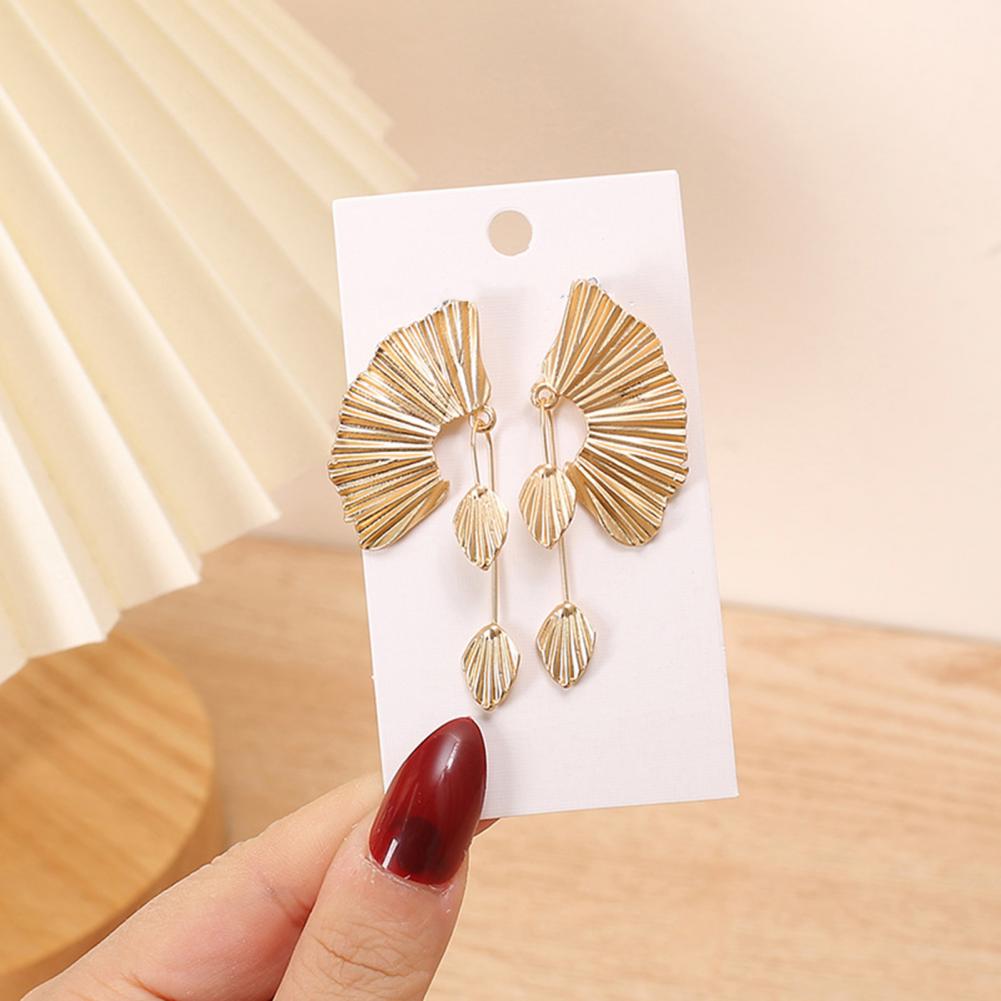 Women Fashion Dangle Earrings Ginkgo Leaf Fan Shape Earrings Vintage Boho Textured Dangle Earrings Jewelry Gifts for Her