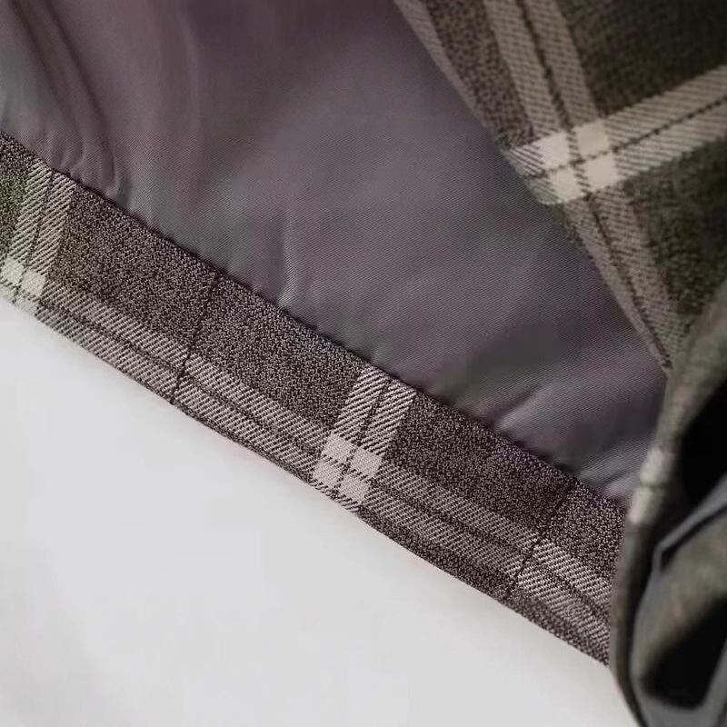 2025 Autumn/Winter Women's Elegant Plaid Button Half Skirt - European & American Style Fashion