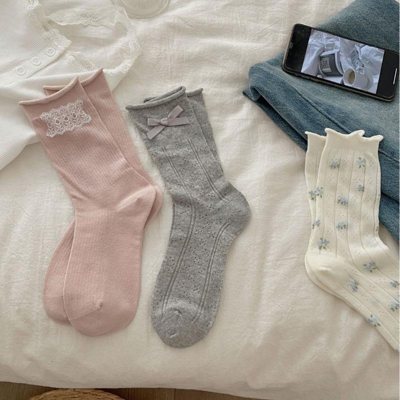 Dámske Jarné a Letné Ľahké Sladké Kvetiny Láska Dutá Atmosféra Pocit Motýlik Priedušné V Tube Hromada Ponožky