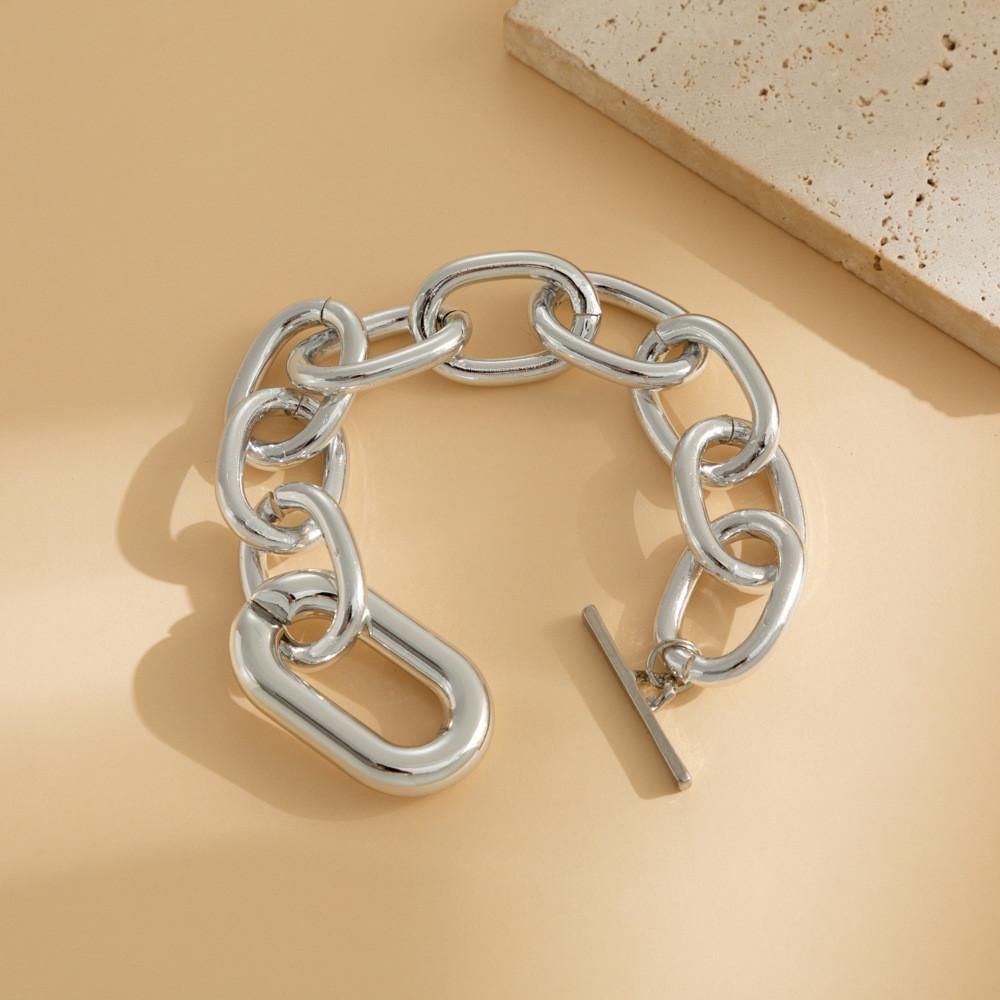 Layered Aluminum Stylish Chain Necklace With Geometric Metal Lock For Women