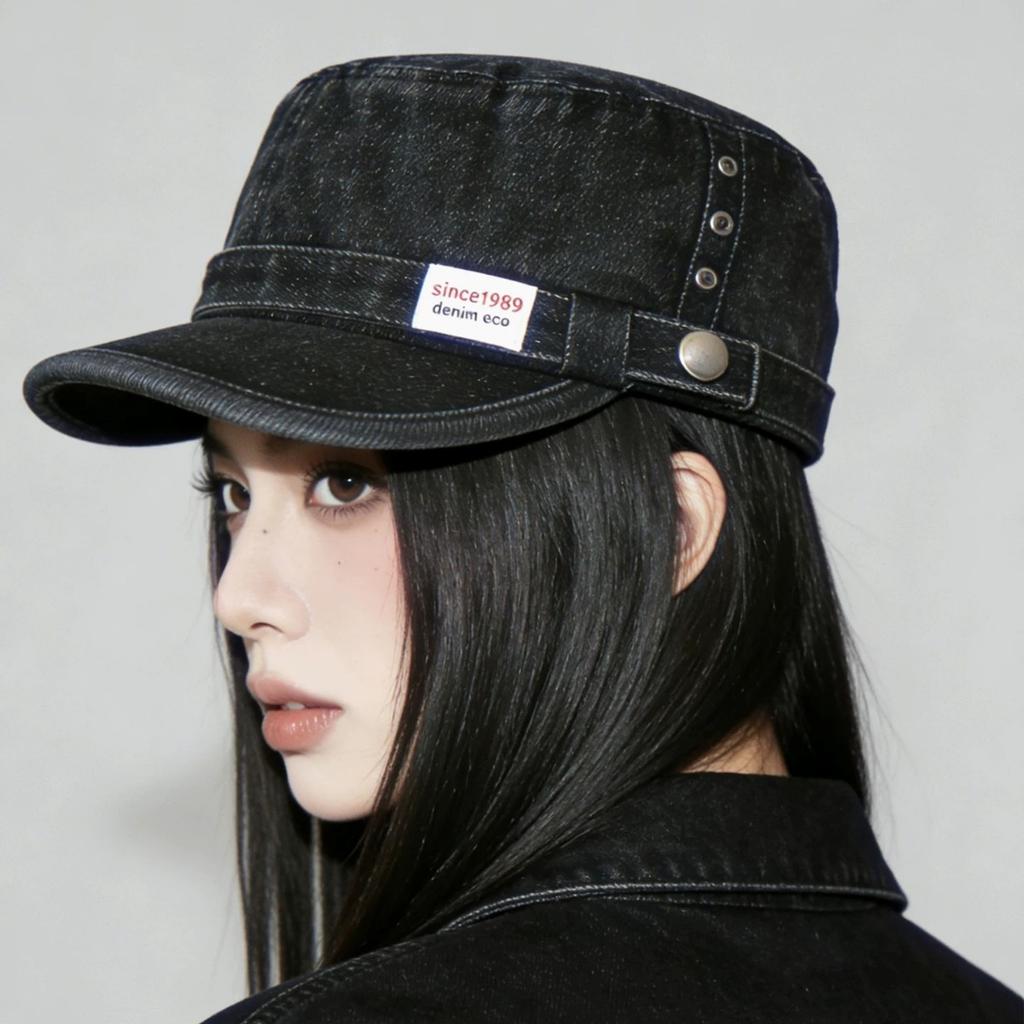 Korean Ins Retro Washed Denim Flat Top Cap Women'S Japanese Old Tooling Advanced Sense Equestrian Hat Military Hat