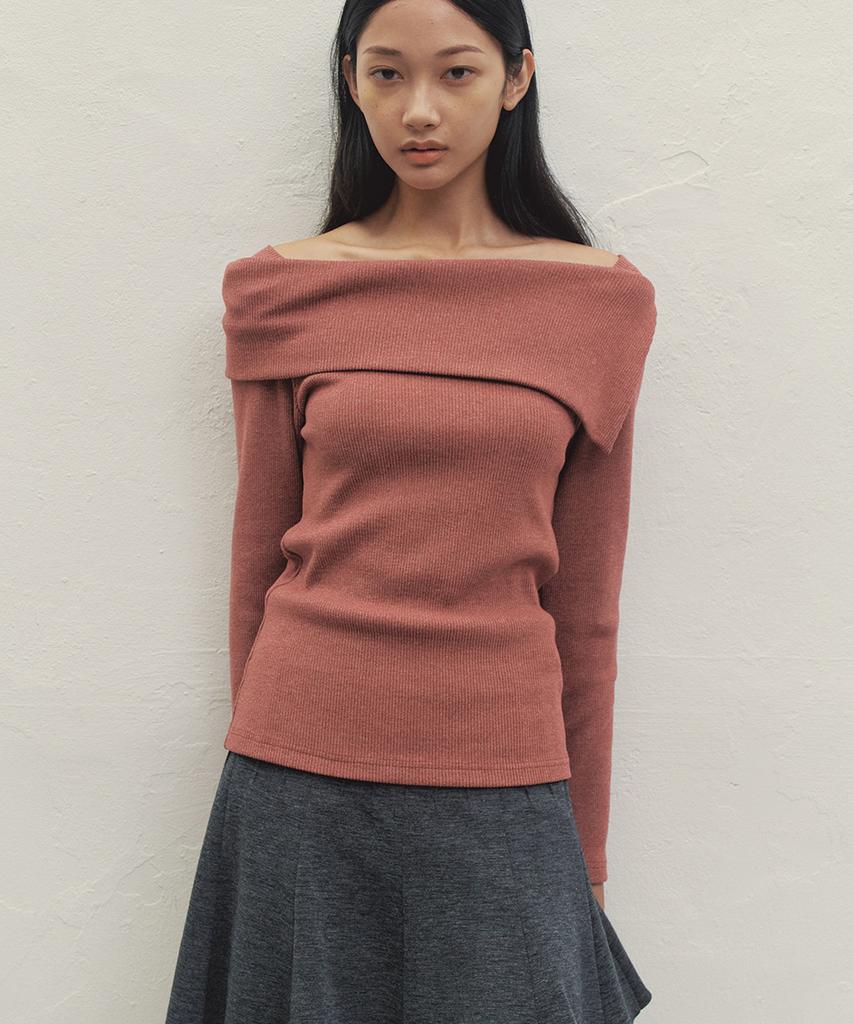 MAKE A TOAST Knit Asymmetrical Off-Shoulder Top Red Mbdfto005Rd
