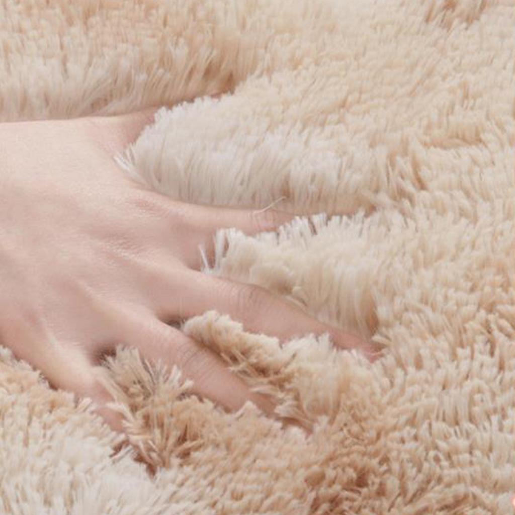 Curved bathroom non-slip floor mat solid color bathroom fan-shaped silk wool shower room absorbent foot mat toilet door mat