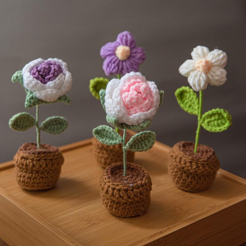 

Hand-Knitted Art Decor Flower - Yarn Crochet 3D Eternal Flower Art Piece 15cm No glass cover фиолетовый/ярко-розовый