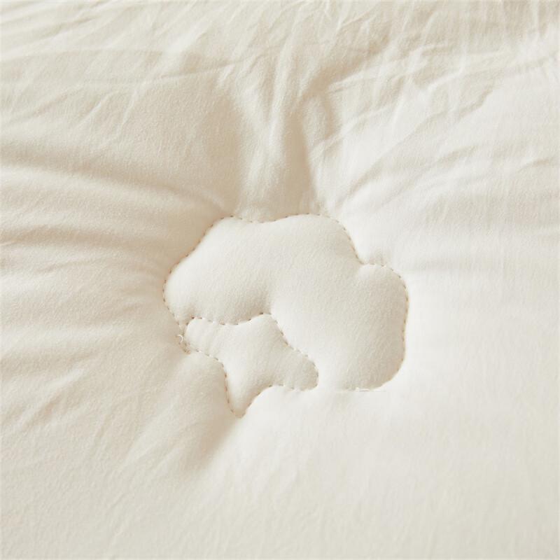 Muji All-Season Polyester Fiber Duvet Insert