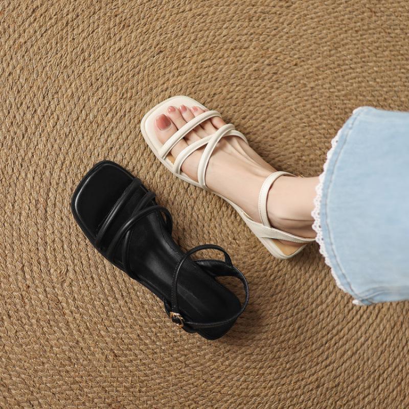 Sommer Damen Sandalen mit flacher Sohle Koreanische Version einfarbig Ein-Wort-Sandalen runde Spitze neue Schuhe in Übergröße Gummi weichsohlige Damenschuhe