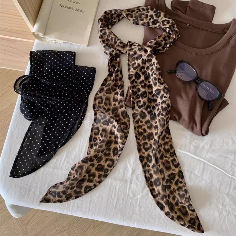 Luxurious Retro Leopard Polka Dot Silk Scarf - Versatile, High-End Spring Accessory.