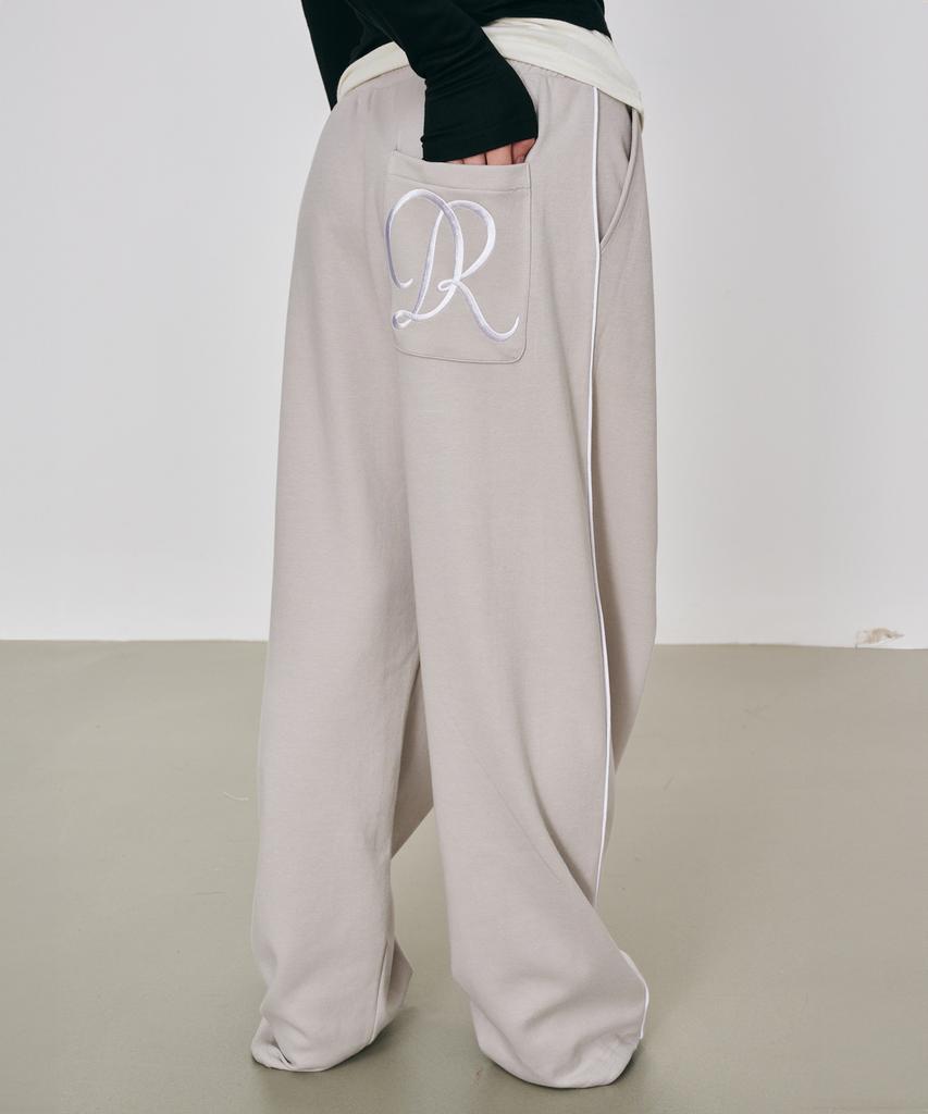 Dieomaidieo Dear Dr Piping Sweatpants (Light Gray)