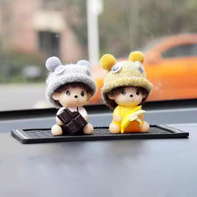 Mini figurky Monchhichi Roztomilé ozdoby Monchchi na stůl Sedící Monkiki Dekorace na palubní desku Model figurky Dětské dárky