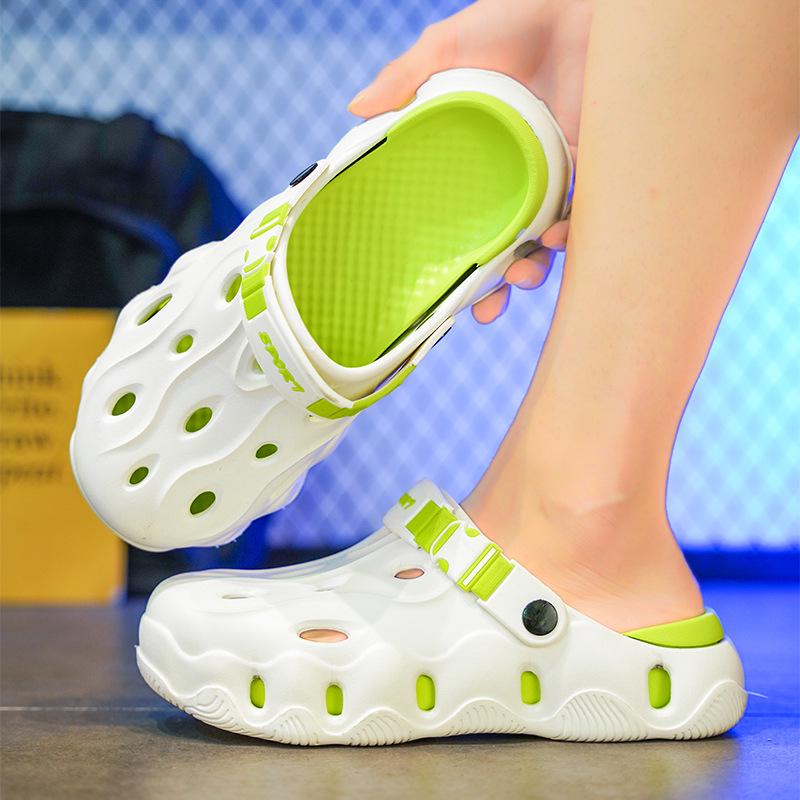 Men s Summer Breathable Closed-Toe Beach Sandals - Versatile Thick Sole Casual Shoes 40-41