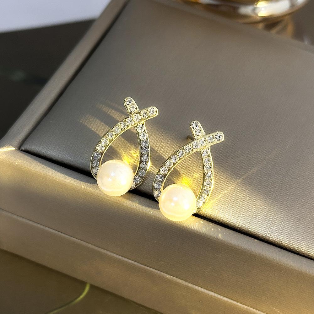 Boucles d'oreilles clous Petite Perle Aiguille Argent Tempérament Haut de gamme Géométriques Boucles d'oreilles pour Trou d'oreille Mignonnes Serties de Diamants Boucles d'oreilles Personnalisées