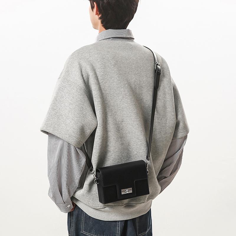 Hong Kong Style Locomotive Pu Casual Versatile Women's Small Square Bag Spring New Foreign Style Commuter Women's Shoulder Messenger Bag