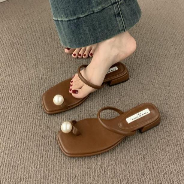 Retro Versatile Pearl Set Toe with Low Heel Evening Slippers Women's Summer Wear 2025 New Sandals Sandals