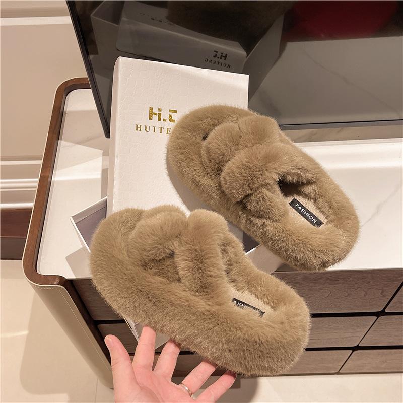 

2025 new foreign trade thickened bottom Korean version cross versatile fashion Mao Mao shoes women s slippers Mao slippers 40 хаки