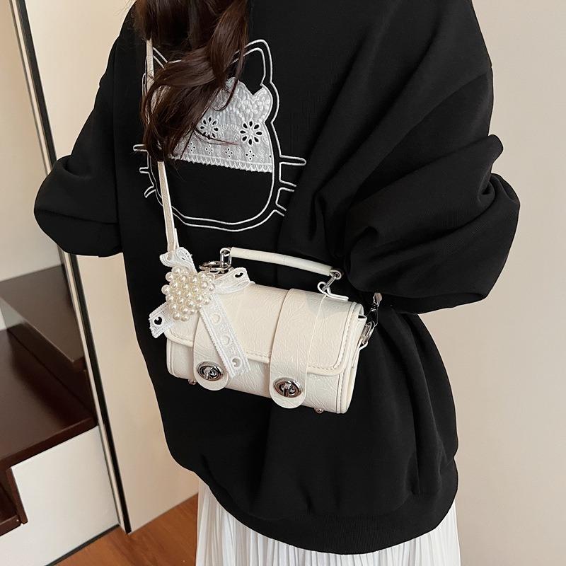 Versatile Hand Carry Small Bag Women's New Trendy Fashion Texture Pillow Bag High-end Single Shoulder Messenger Bag