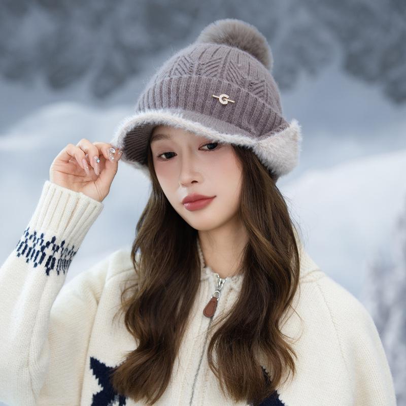 New Autumn and Winter Style Two Color Breasted Ear Protection Hat  Outdoor Plus Velvet Thickened Cold and Warm Hat  Small Wool Hat  Face Showing