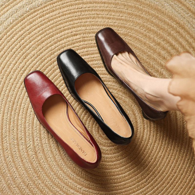 New women's fashion single shoes square head one pedal thick heel small leather shoes women's solid color casual leather large size shoes middle heel