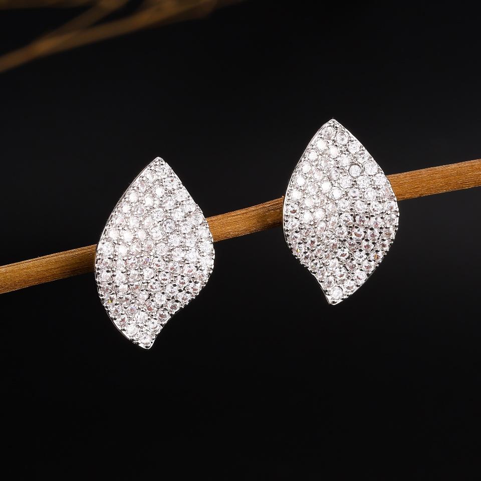 ZAKOL Simple Leaf Shape Micro-set CZ Zircon Stud Earrings Exquisite Fashion Charm Jewelry Gift For Women Girls
