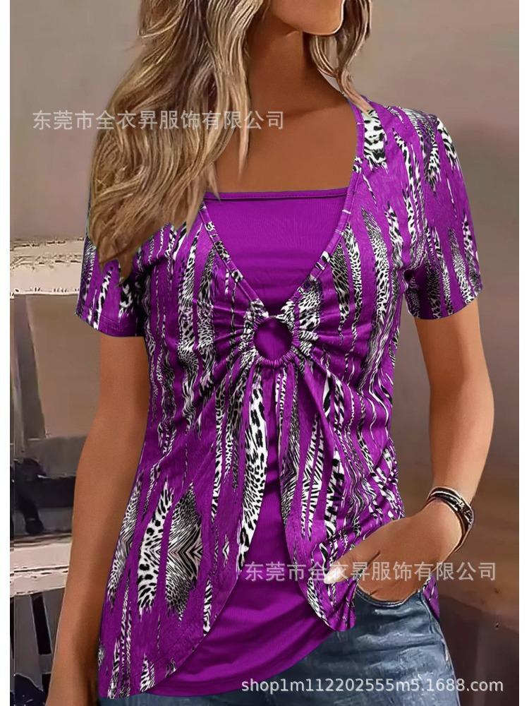 

Women s Short Sleeve Top with Abstract Print and Button Detail 5XL