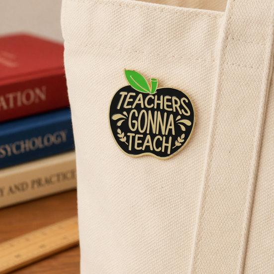 Yangyizhi Brooch Pin, Enamel Teacher-Themed Fruit Shape Lapel Lightweight Outfit Badge for Teachers Day Graduation