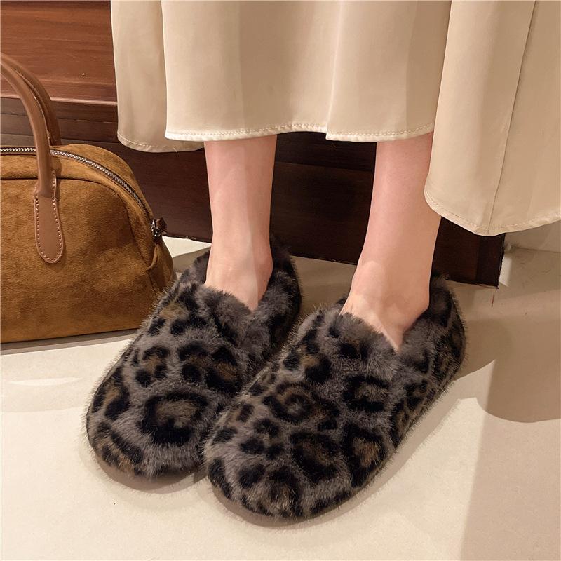 Retro Style Plaid Cotton Shoes for Women's Outer Wear In the Winter of 2025, New Home Indoor Thick-soled Non-slip Fluffy Shoes