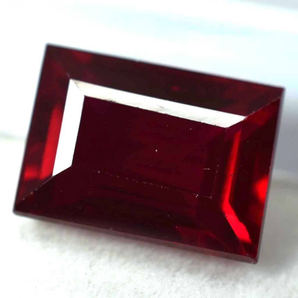 Natural Red Ruby Loose Gemstone 8.25 ct Bloody Emerald Shape Preious for Jewelry Making and Crafts