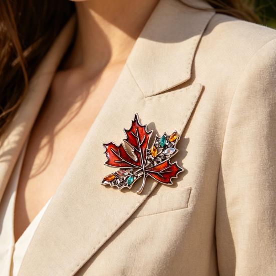 Brooch Pin Autumn Maple Leaf Design Zinc Alloy Pin with Rhinestone Inlay Suits Coats Sweaters Badge Formal Wear Accessory