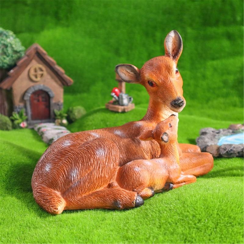 Mother and Baby Deer Resins Miniature Figurine Garden Yard Ornament Realistic Detail for Home Decors and Party Supplies