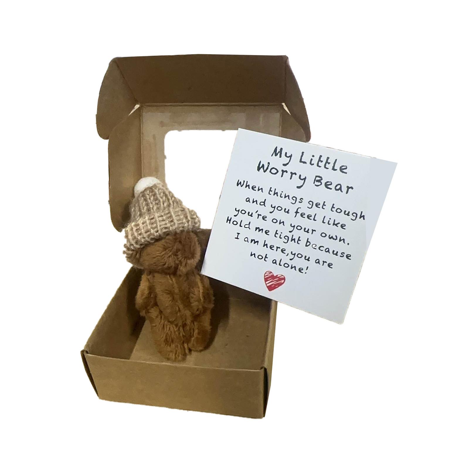 

Внутри коробки спрятан сюрприз. Пусть эта карманная подарочная коробка станет вашей личной энергетической станцией! One Size