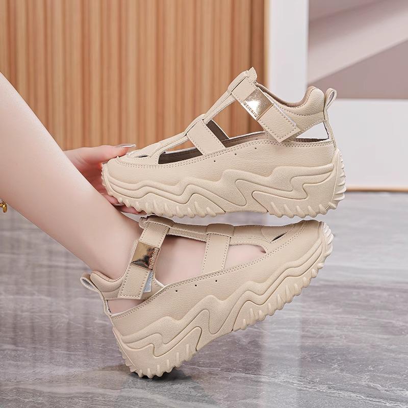 Cave Shoes Women's Summer 2025 New Roman Sandals Fashionable Versatile Breathable Hollow Platform Casual Dad Shoes