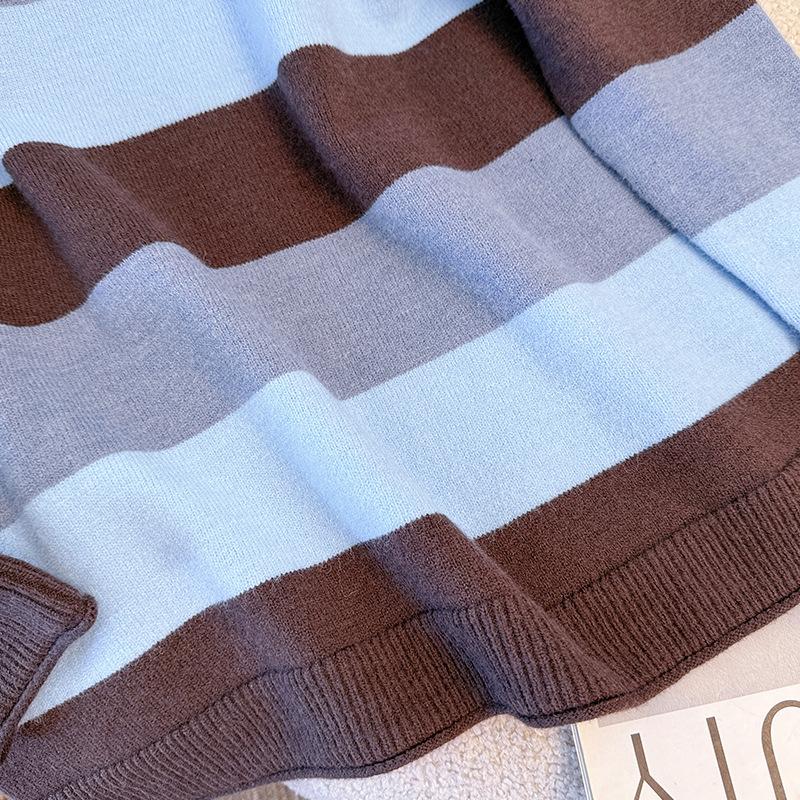 Women's Oversized Striped Sweater Knitted Top for A Laid-back Look, Suitable for Autumn and Winter As A Base Layer, Making The Figure Look Slimmer.