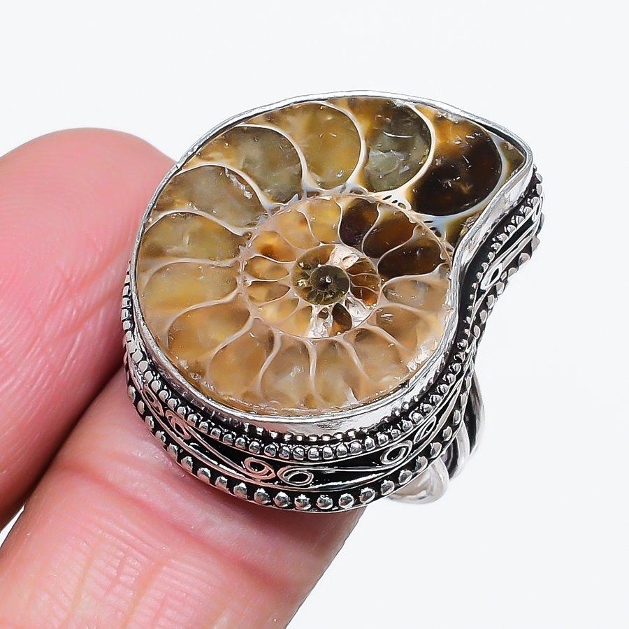 

Natural Ammonite Fossil Gemstone 925 Sterling Silver Jewelry Ring Size 8 O2c66