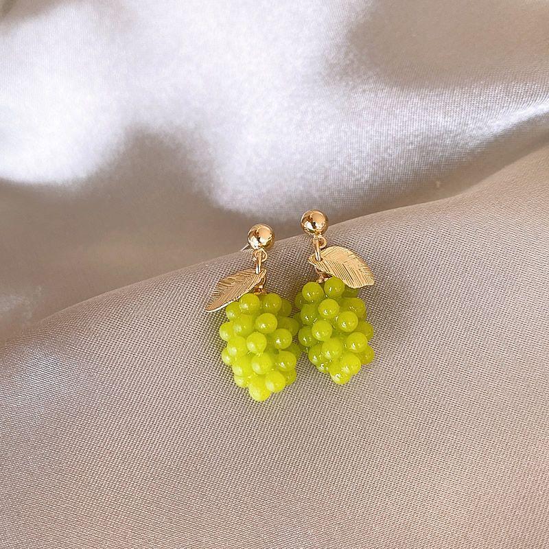 

Серьги-гроздья зеленого винограда для женщин Доступная роскошь Причудливые серьги в отпускном стиле Новинка 2025 Дизайн для особых случаев Уникальные серьги Small green grape with golden leaf
