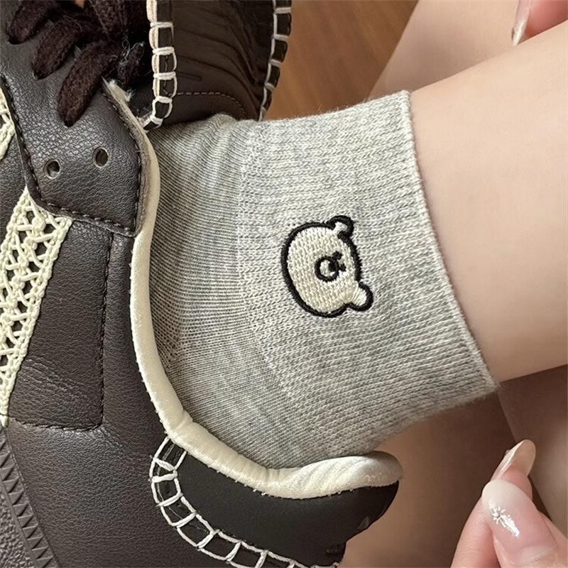 Female Summer Thin Lovely Cotton Boneless Bear Embroidered Short Tube Socks
