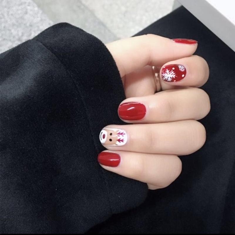 24Pcs Handmade Short Round Coffin Press On Nails Ocean Star Moon Blue Gradient Fake Nails With Glue