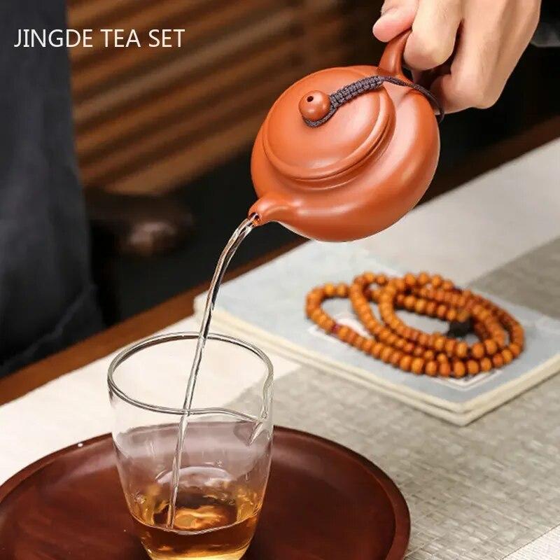 Starožitná fialová hliněná čajová konvička Surová ruda Zhu Mud Konvička Xishi Ručně vyráběná kulová dírka Filtr Beauty Pot Tradiční čajové sady Zisha