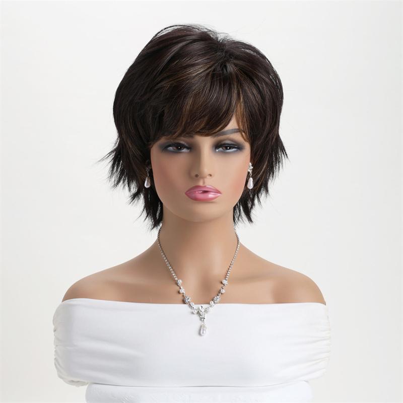 

Короткие парики для женщин Синтетические волосы Натуральные прически Парик для мамы Смешанный коричневый цвет Повседневный парик с челкой Стрижка пикси Наряды Парики