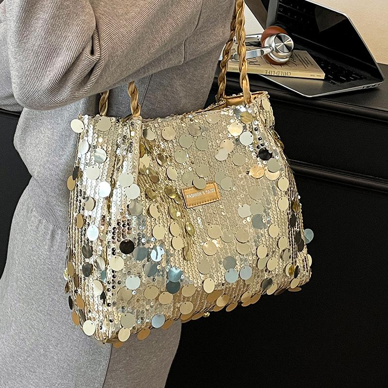 

Популярная в этом году женская сумка-тоут с бахромой и пайетками, новая коллекция 2025, большая вместимость, универсальная наплечная сумка золотой
