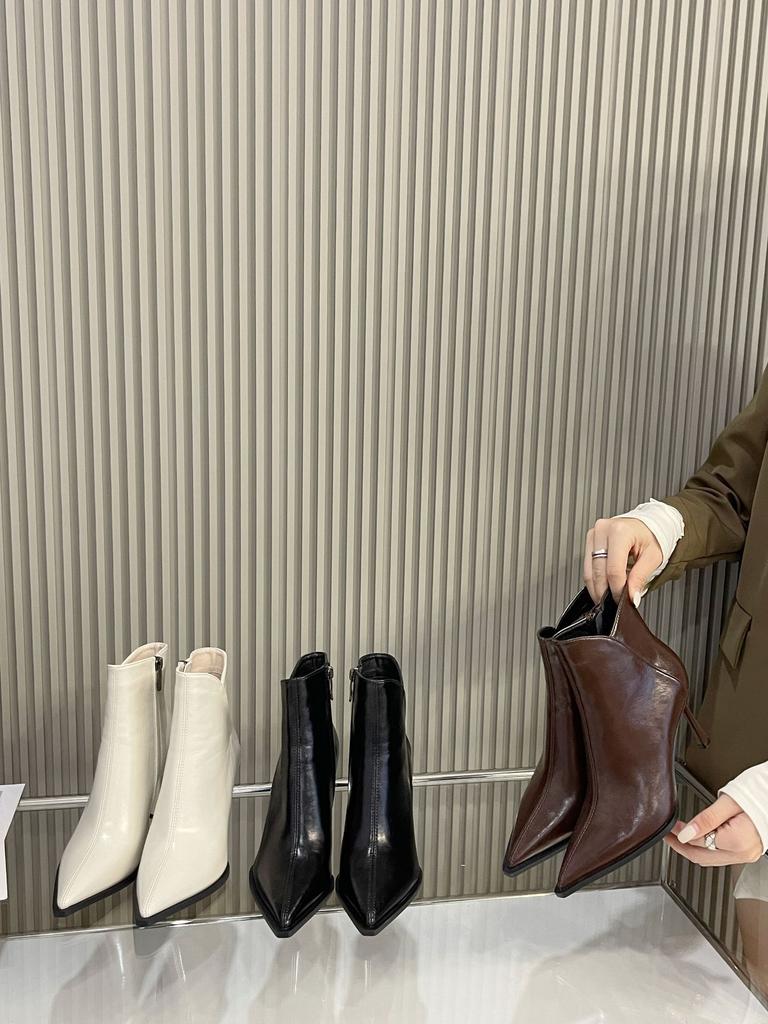 2025 Autumn and Winter Women's Boots Fashion Heel Height 8cm Thin Boots Niche Design Pointed European and American Short Boots Women's New Models