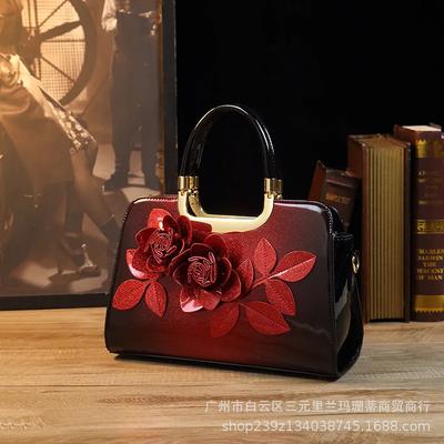 2023 Fashion Gradient Shoulder Bag: High-End Patent Leather Messenger Bag