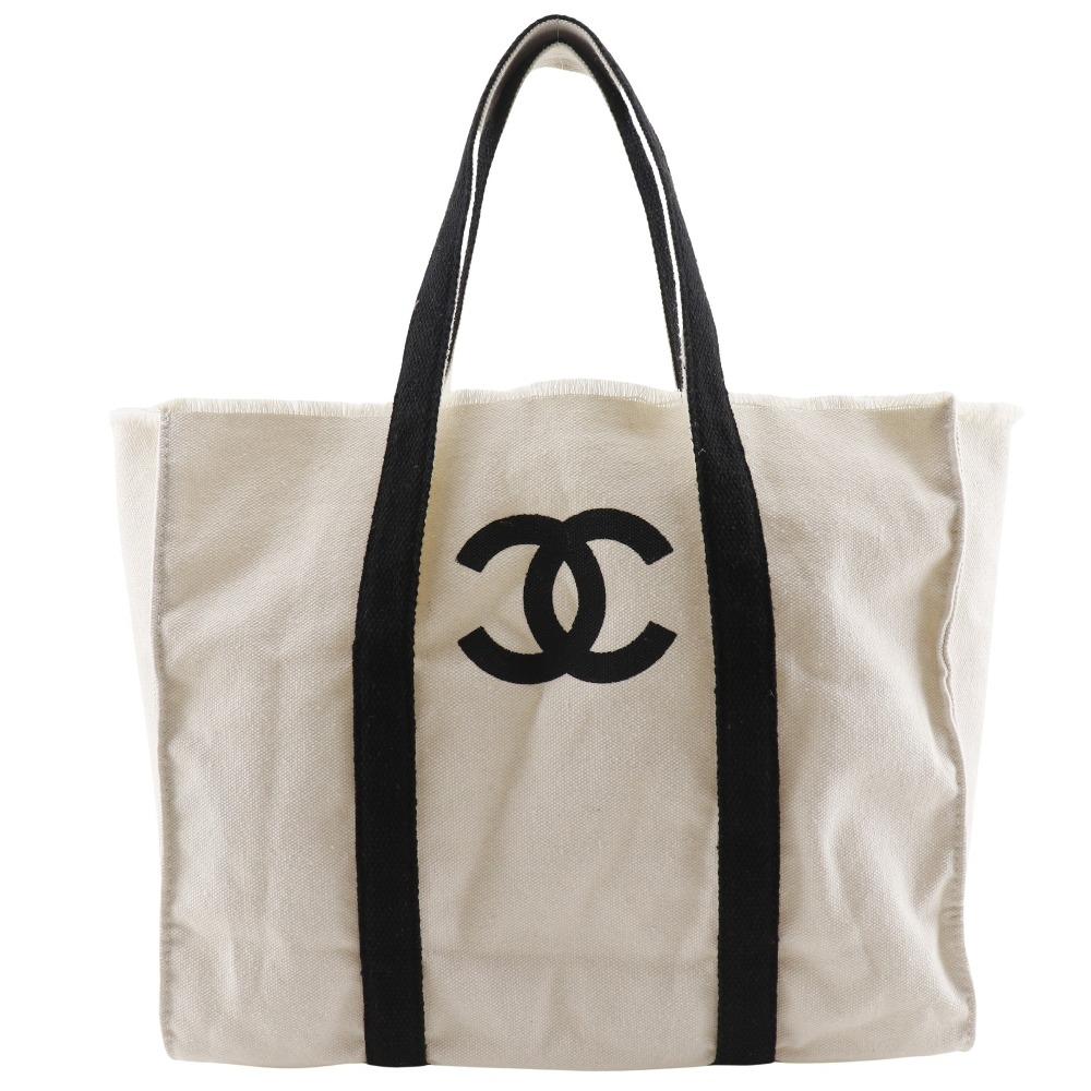 

CHANEL COCO Mark Tote Bag novelty White / black canvas Women Used