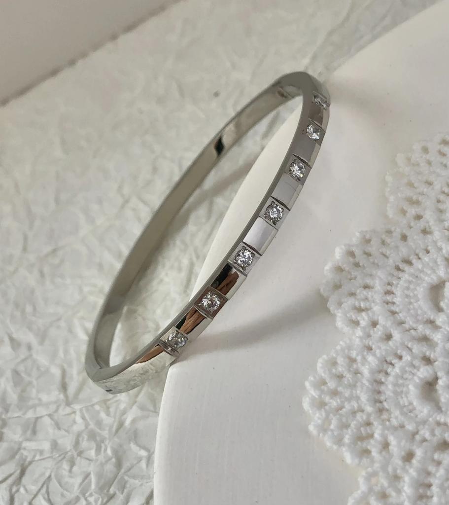 New Design Stainless Steel Zircon Inlaid Bracelets & Bangles for Women Gold Silver Color Waterproof Luxury Brand Jewelry Gifts